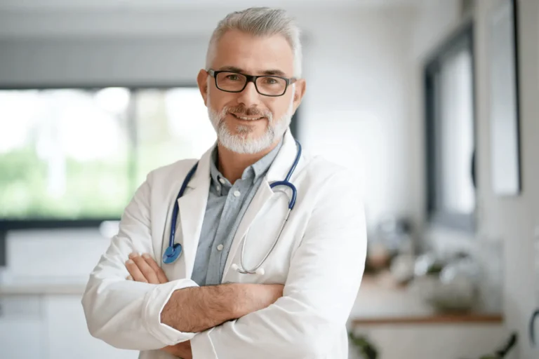 A végbélelőesés diagnózisa a Lotusz Medical Centerben.